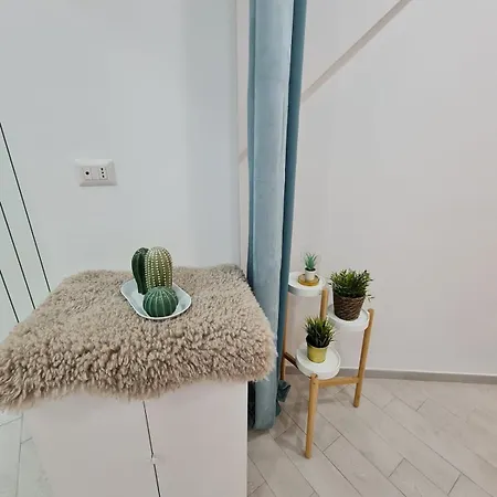 Fly Zone Capodichino * Neapol