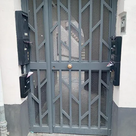 Fly Zone Capodichino Nápoly